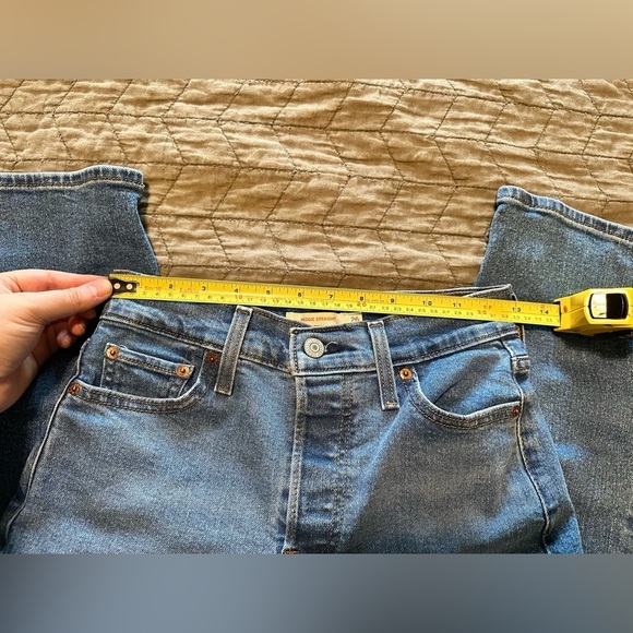 LEVI’S WEDGIE STRAIGHT FIT WOMEN'S JEANS. BUTTON FLY - Picture 7 of 9